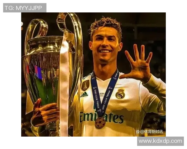 当足球球星用真情与坚持点燃球迷内心深处的感动与热爱